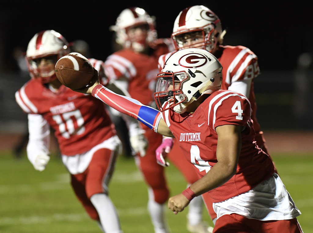 Shenendehowa football pulls away from Guilderland