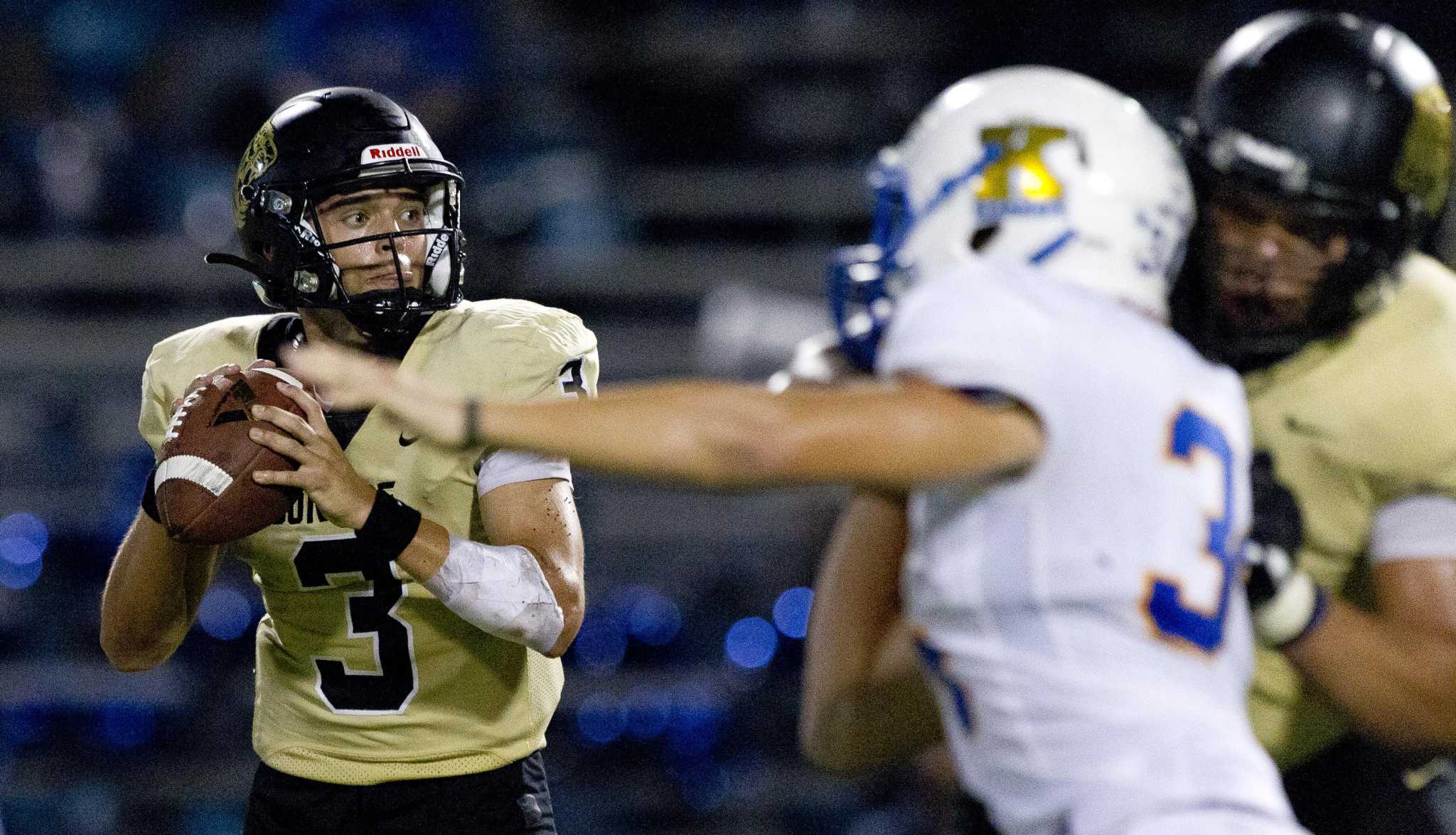 FOOTBALL: Conroe tied atop 15-6A standings heading into bye week