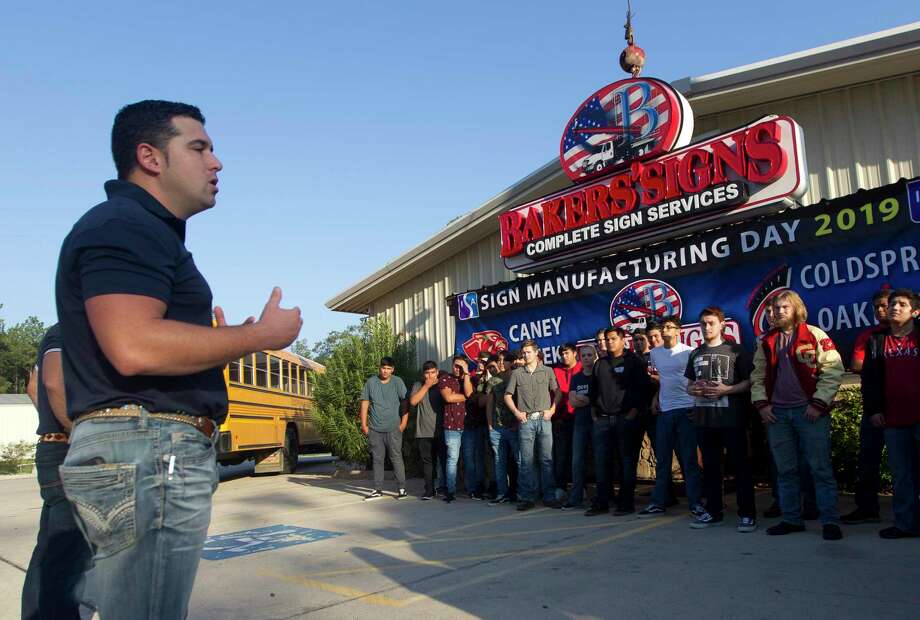 Sign Of The Times Conroe Business Sparks Student Interest In
