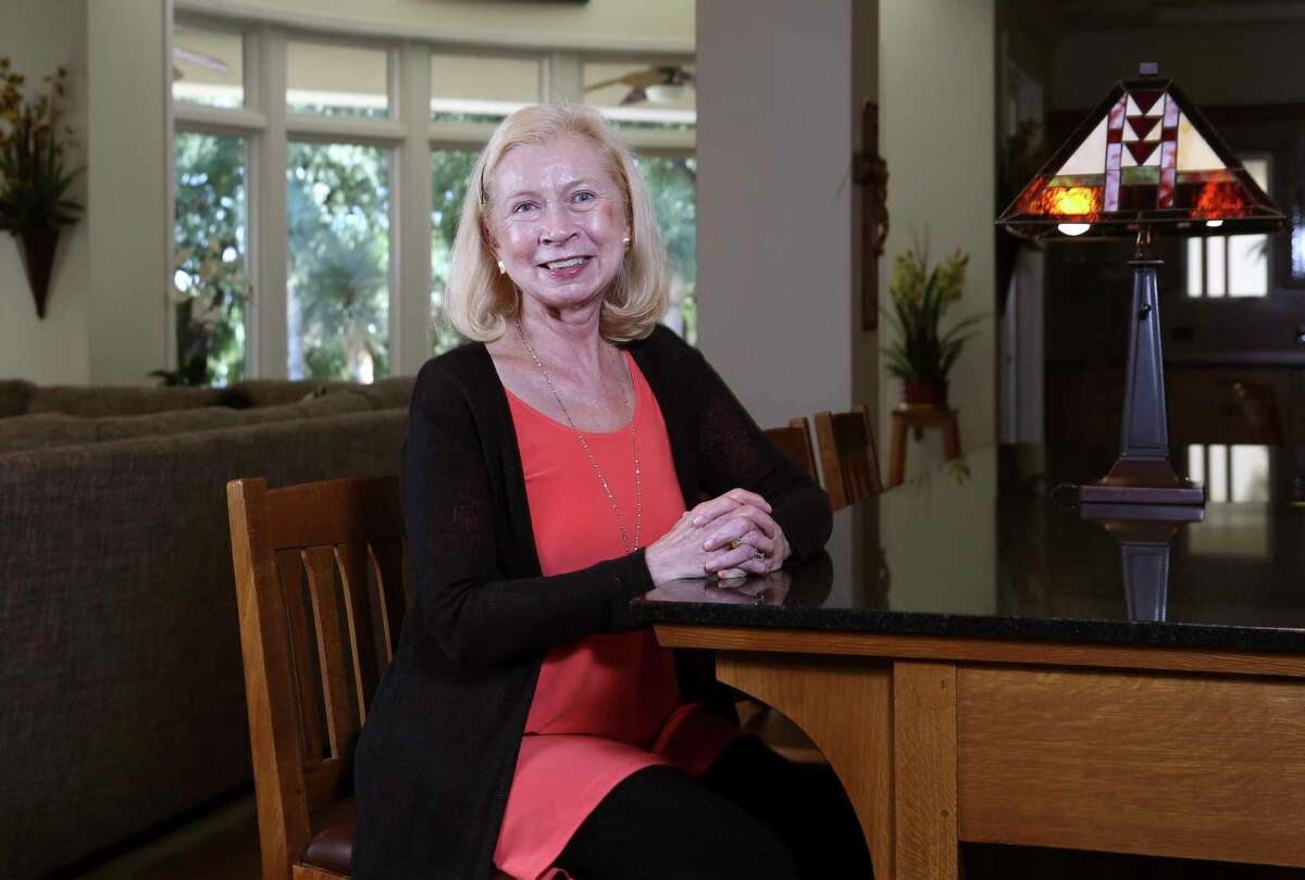 Texas Power Brokers profile on Cathy Burzik, a longtime medical executive and highly-trained mathematician on her successful career. (Kin Man Hui/San Antonio Express-News)