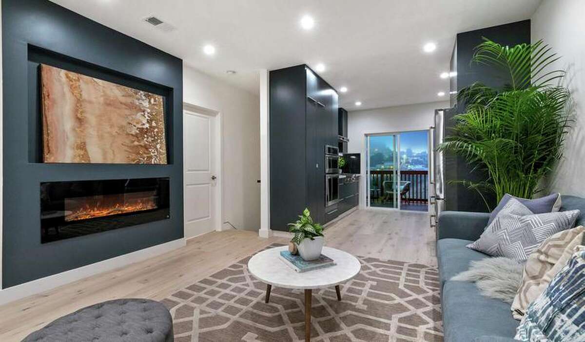 Price Point 899,000 in Portola, San Francisco