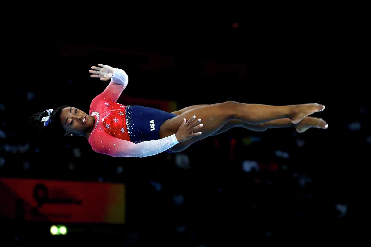 simone biles at the met