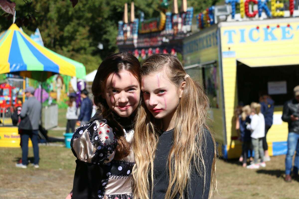 Fall Fair in New Canaan Family fun, funds for program