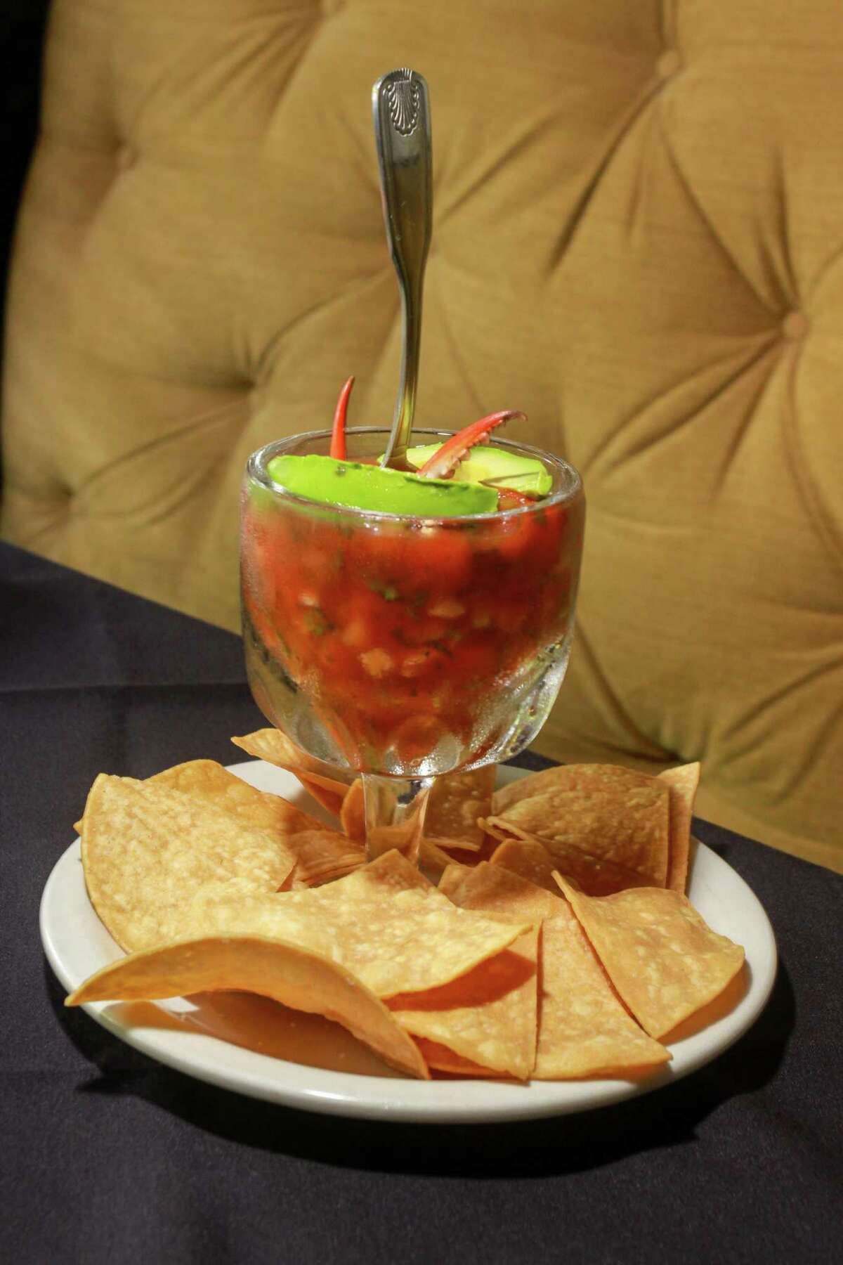 Eugene’s Gulf Coast Cuisine carries on Danton’s Gulf Coast Kitchen