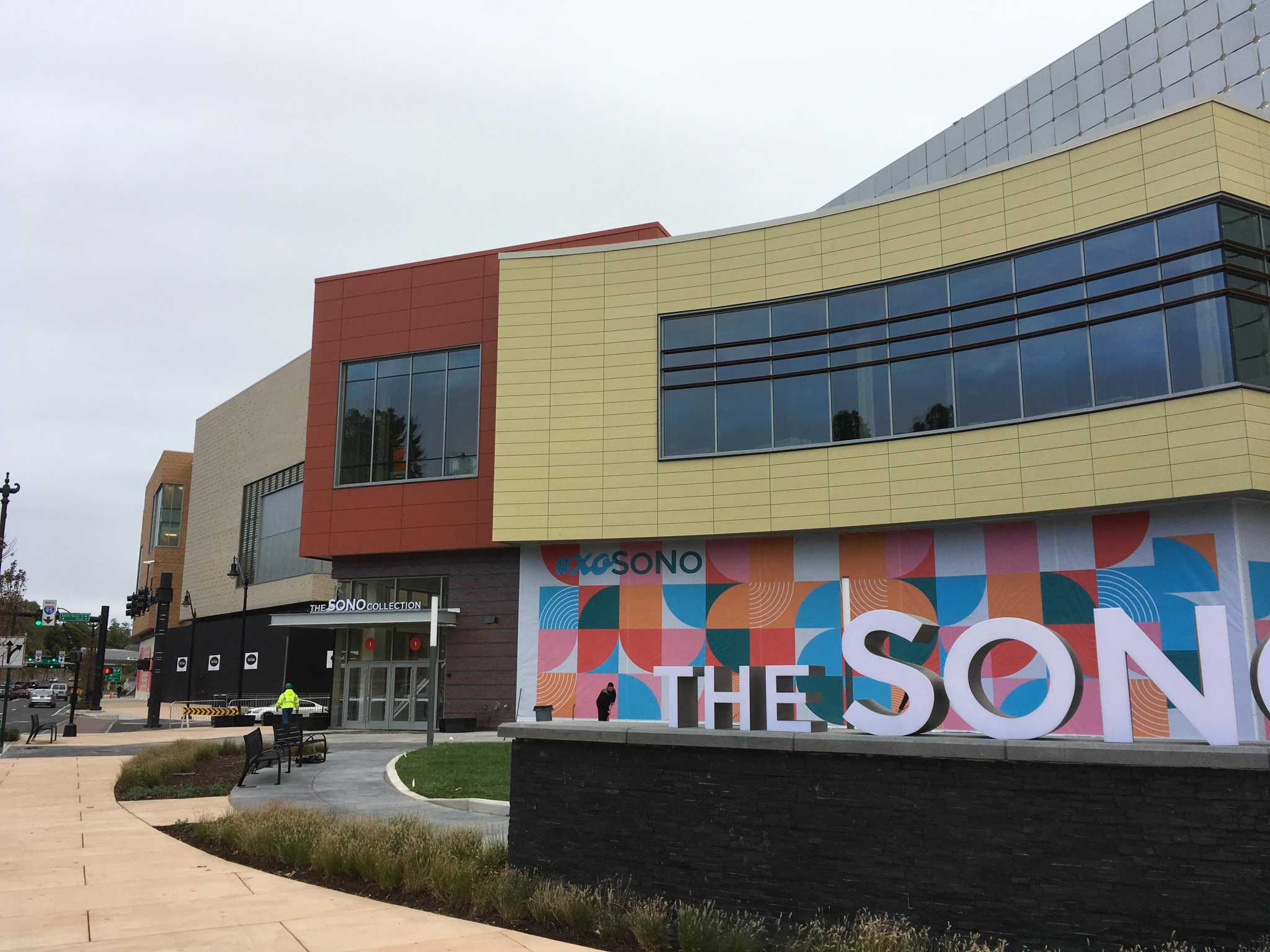 With a Nordstrom roar, SoNo Collection opens in Norwalk