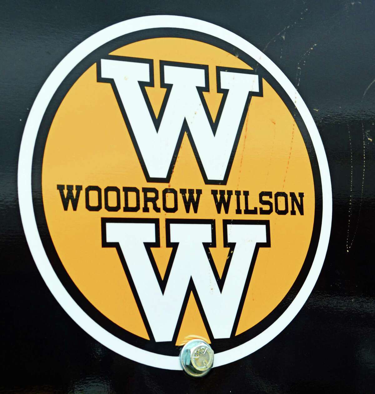 Woodrow Wilson Middle School’s colors are black and gold.