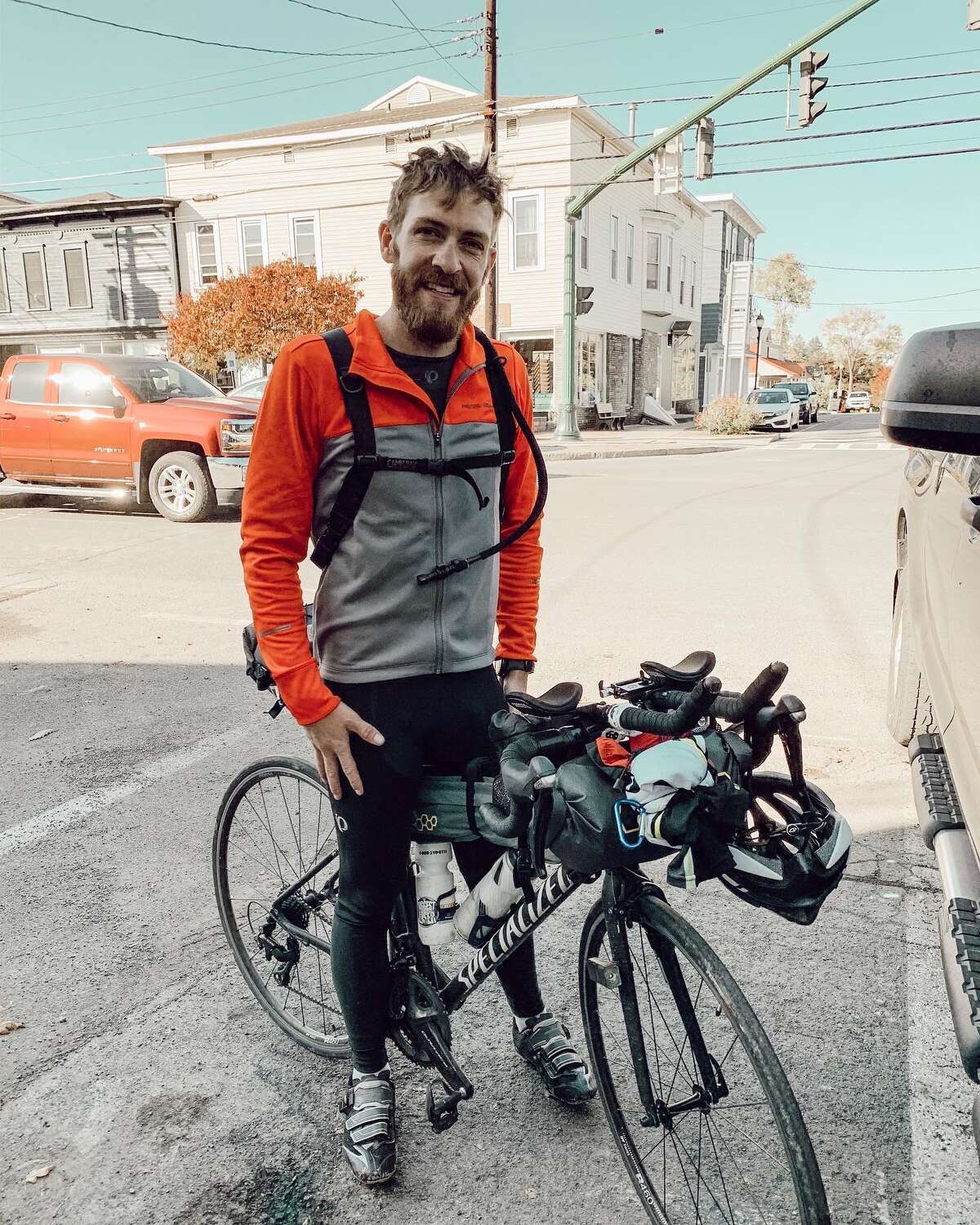 Duty Calls Walkers, biker raising funds for Veterans Memorial Legacy