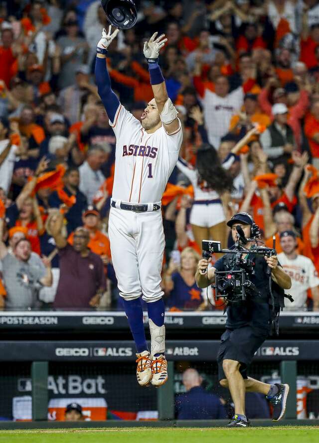 Carlos Correa’S Surprise Return To Houston! - ne92pgv