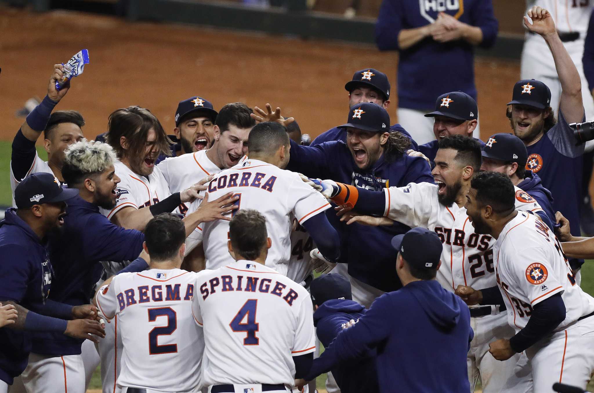 MLB: Correa walk-off home run lifts Astros over Yankees, evens ALCS