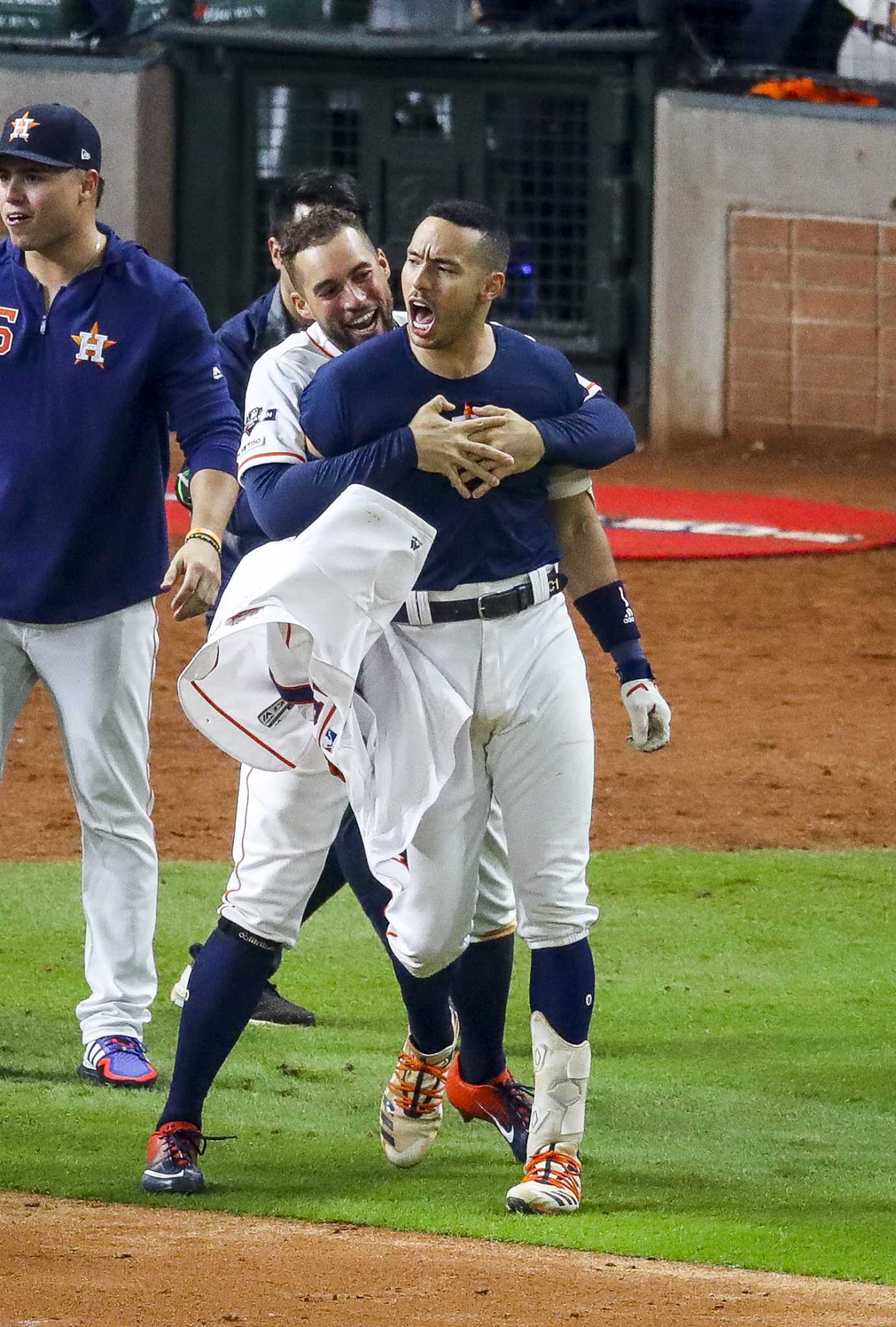 Carlos Correa Walkoff Walk Off GIF - Carlos Correa Walkoff Walkoff Walk off  - Discover & Share GIFs