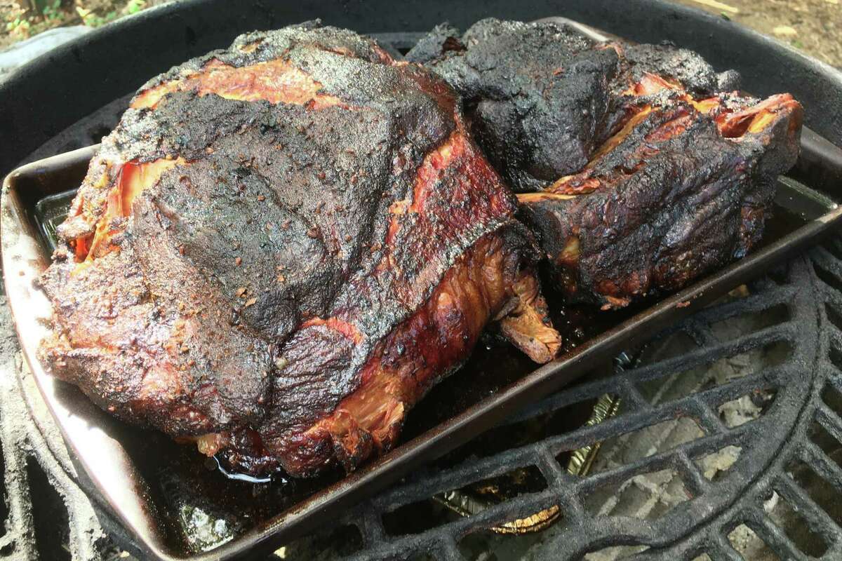 Testing the snake method, turning grills into low-and-slow cookers ...