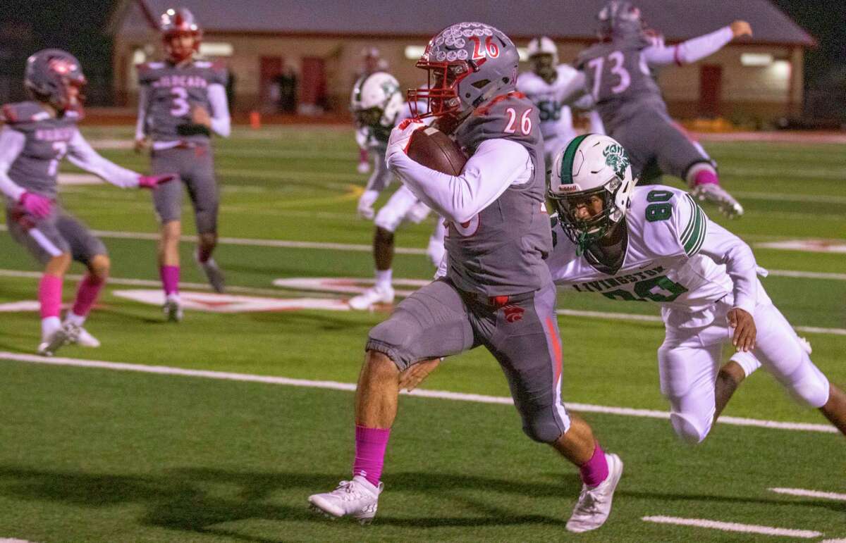 FOOTBALL Splendora junior Hernandez is The Courier's Player of the Week