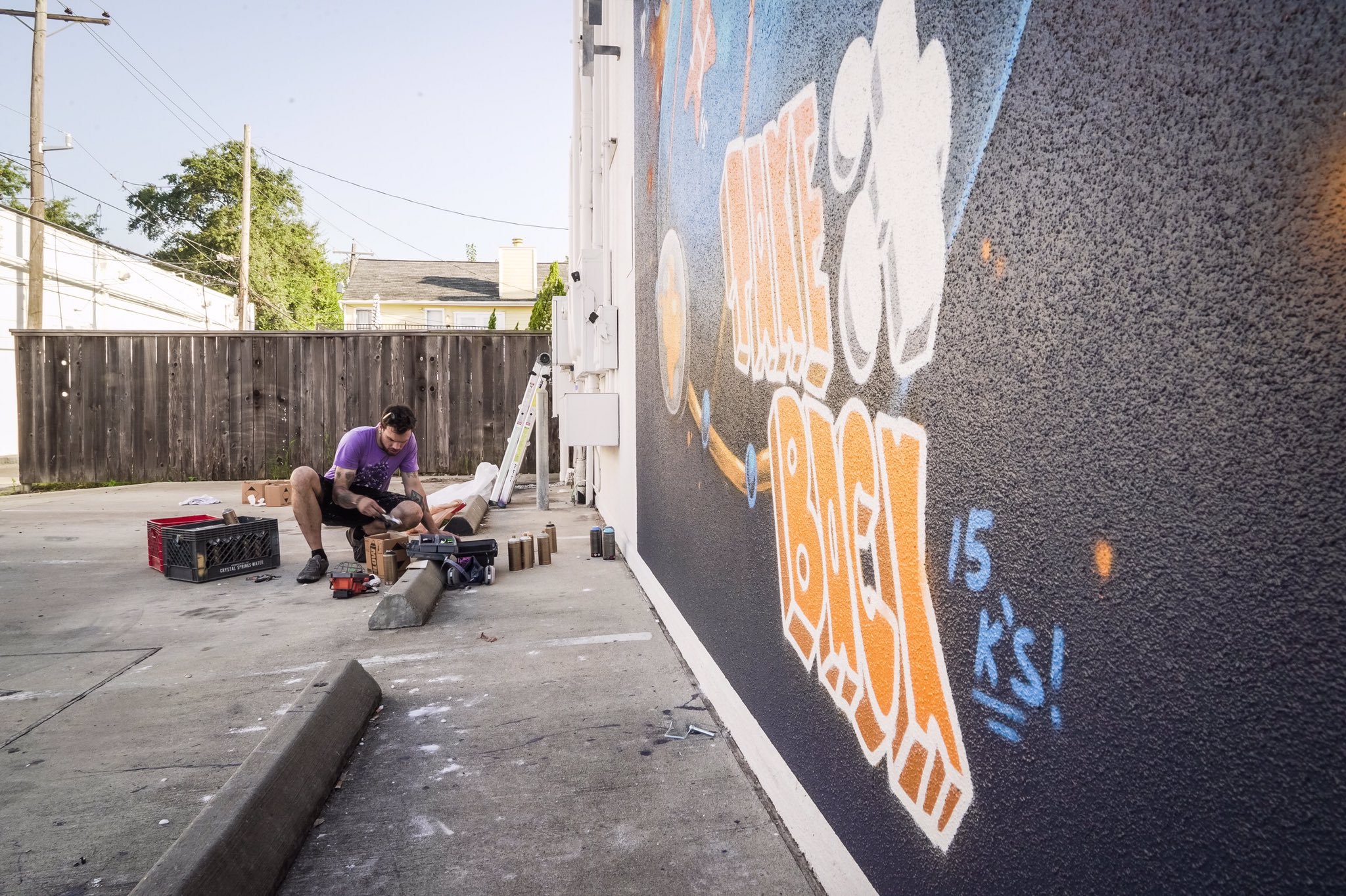 LEVELUP: Local artist celebrates Astros' 2022 postseason with mural