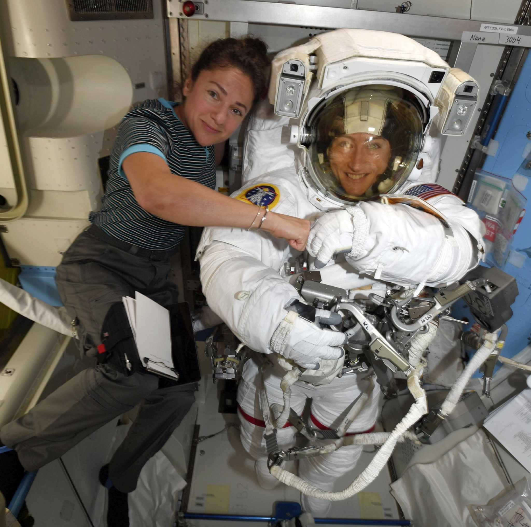 two-nasa-women-make-history-in-all-female-space-walk-but-gender