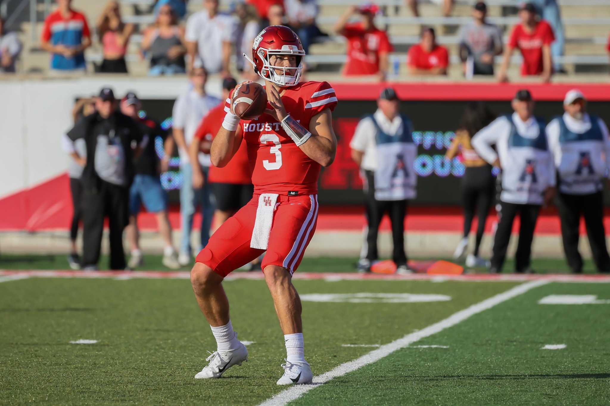 Clayton Tune - Football - University of Houston Athletics