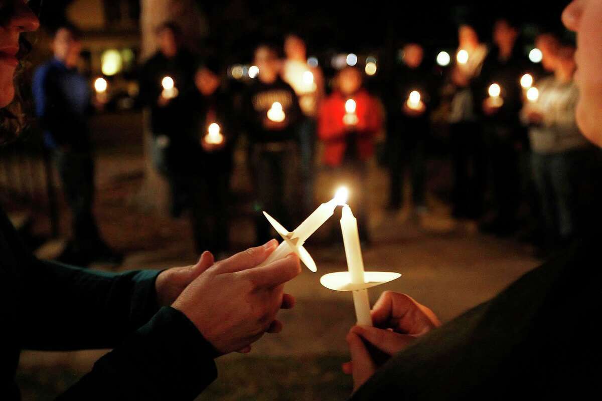 The Umbrella Center for Domestic Violence Services will host a candlelight vigil Tuesday, Oct. 15, from 6 to 7 p.m. at Shelton’s Riverwalk Pavilion.
