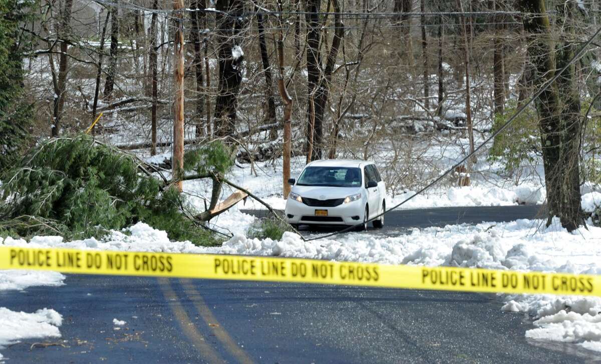 Connecticut utilities Power restoration process will be a multiday event