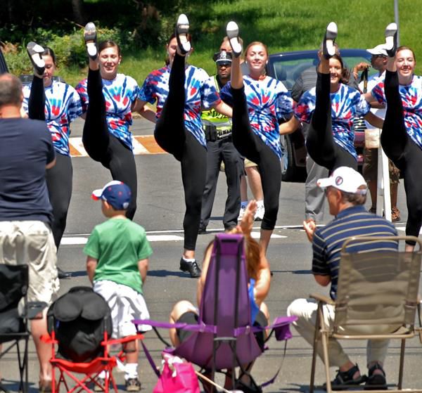 Hamden marks Memorial Day with parade, wreathlaying ceremony