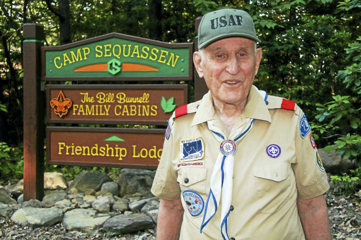 Hamden Boy Scout Troop honors scoutmaster