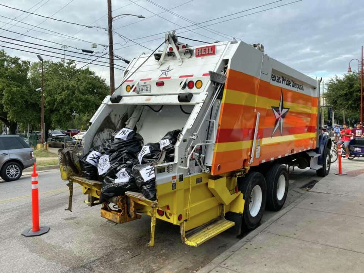 Astros pride pops up all over Houston in midst of playoff run