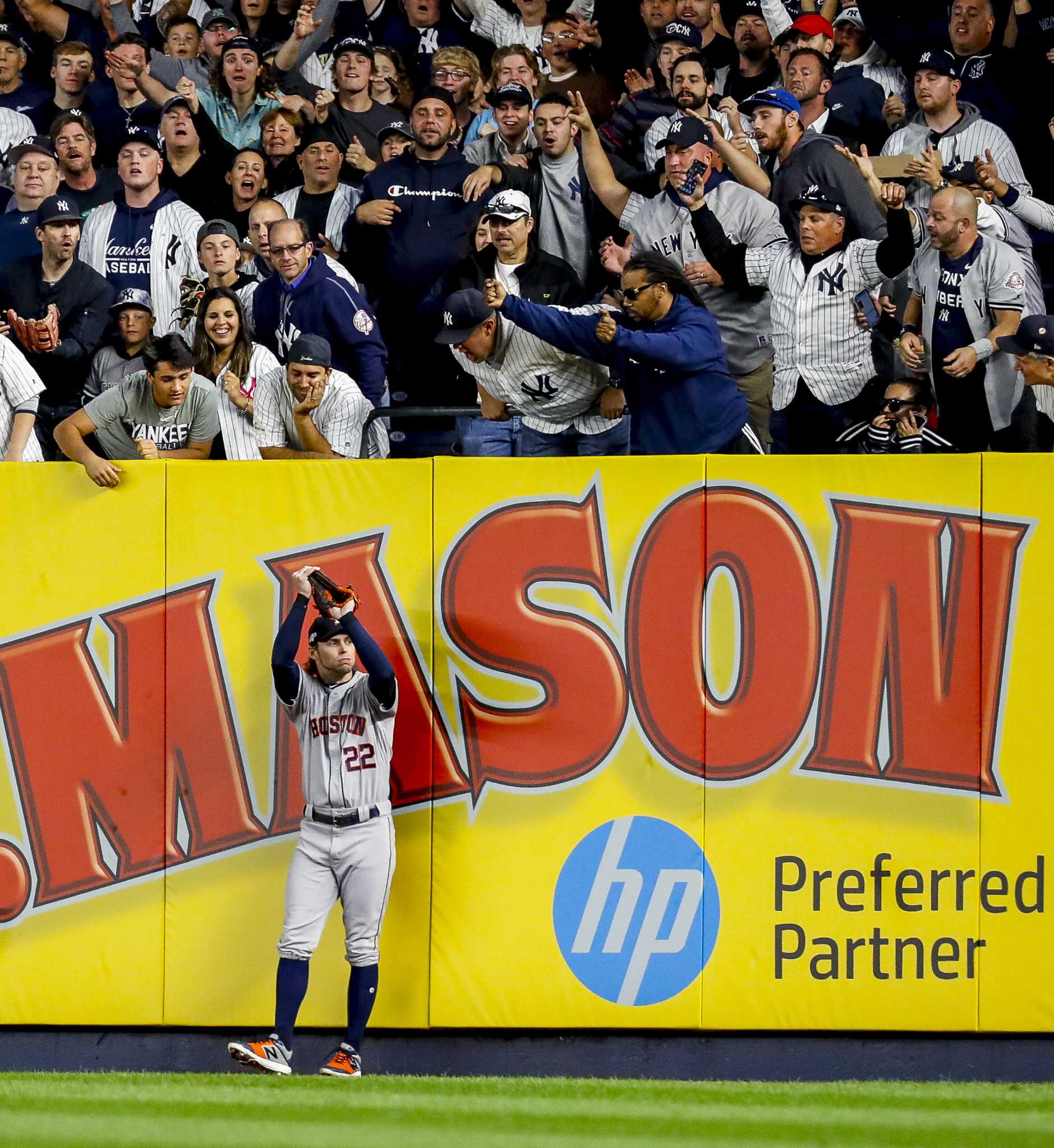 Josh Reddick warns Astros about Yankee Stadium: 'It gets dicey