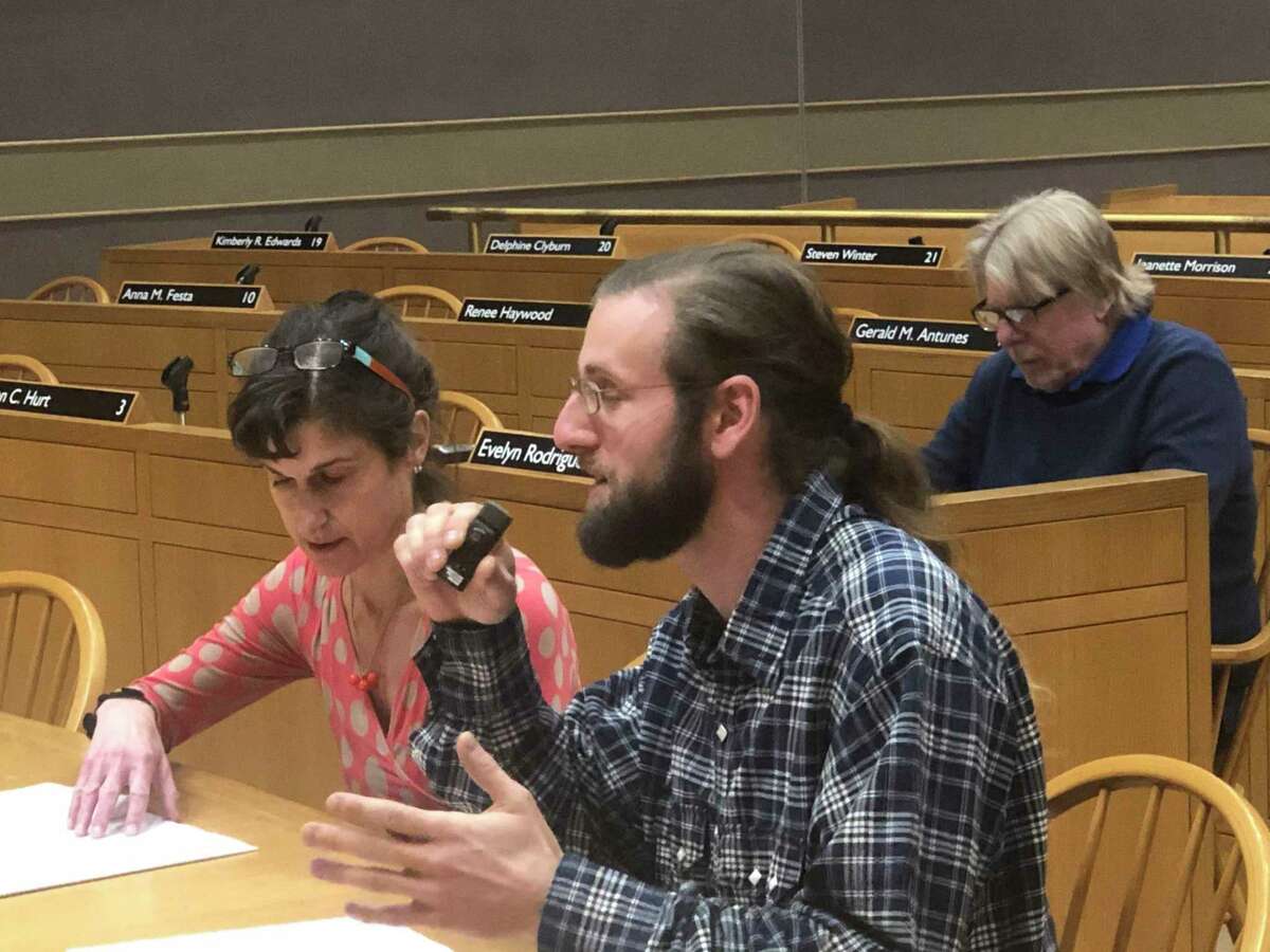 Alders Abigail Roth, D-7, and Steven Winter, D-21, testify Tuesday, Oct. 15, 2019, at a public hearing on traffic safety, held by the Board of Alders’ Public Safety Committee.