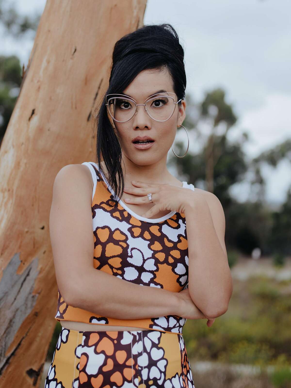 Ali Wong describes a bathroom emergency on 'The Late Late Show with ...