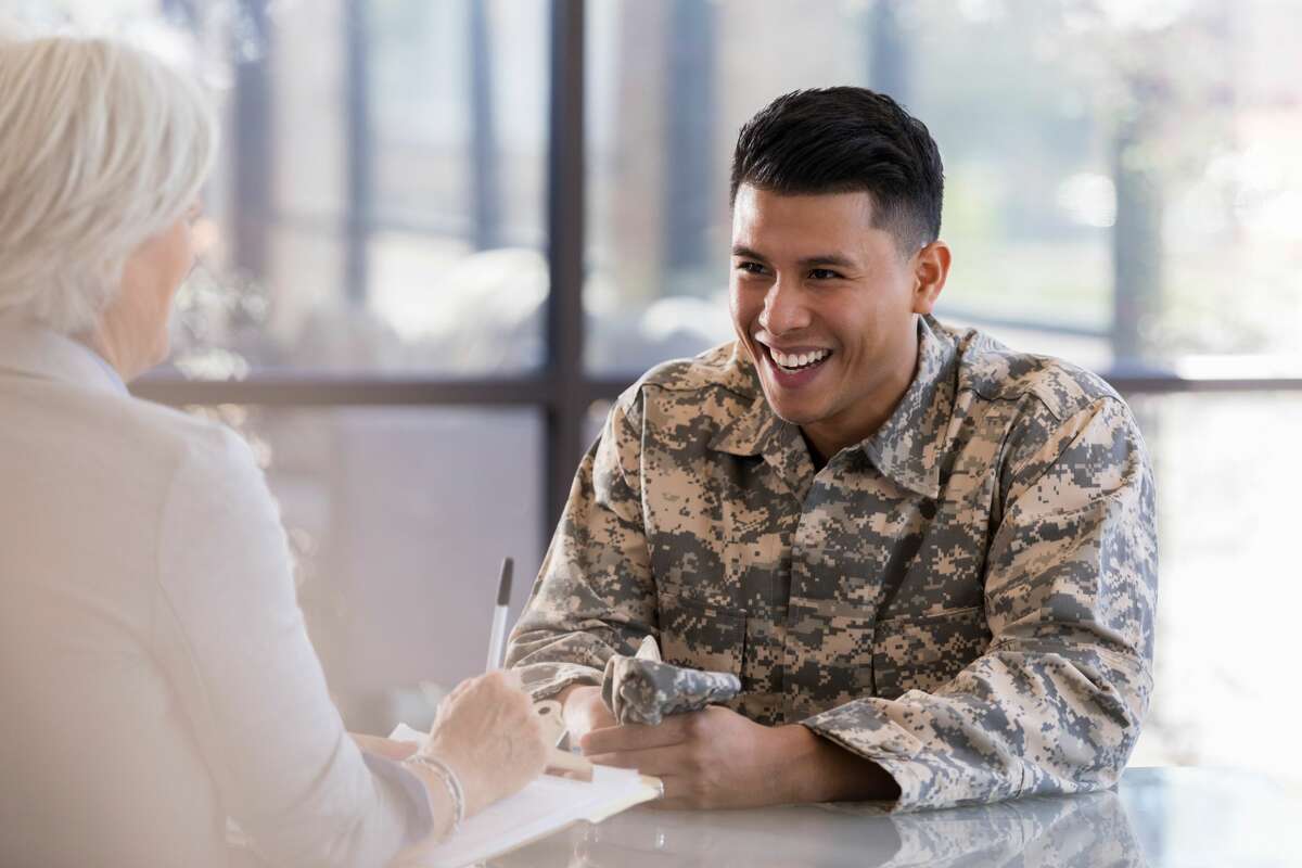 3-tips-for-hiring-veterans-and-how-they-ll-help-your-business-thrive