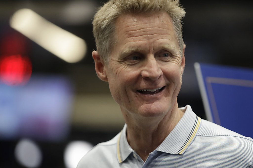 Steve Kerr hosts Trayvon Martin's family at Warriors-Heat game