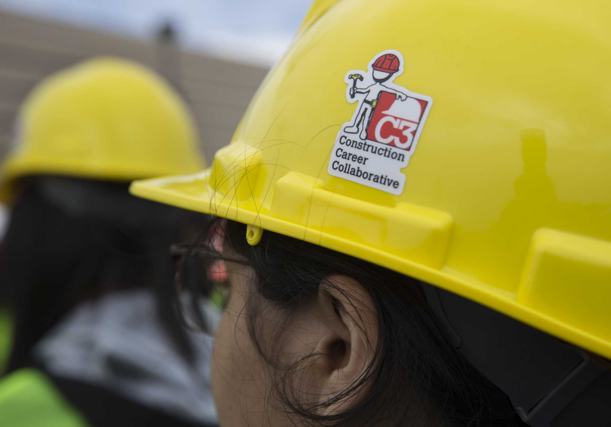 She Builds Houston encourages young women to join maledominated industry