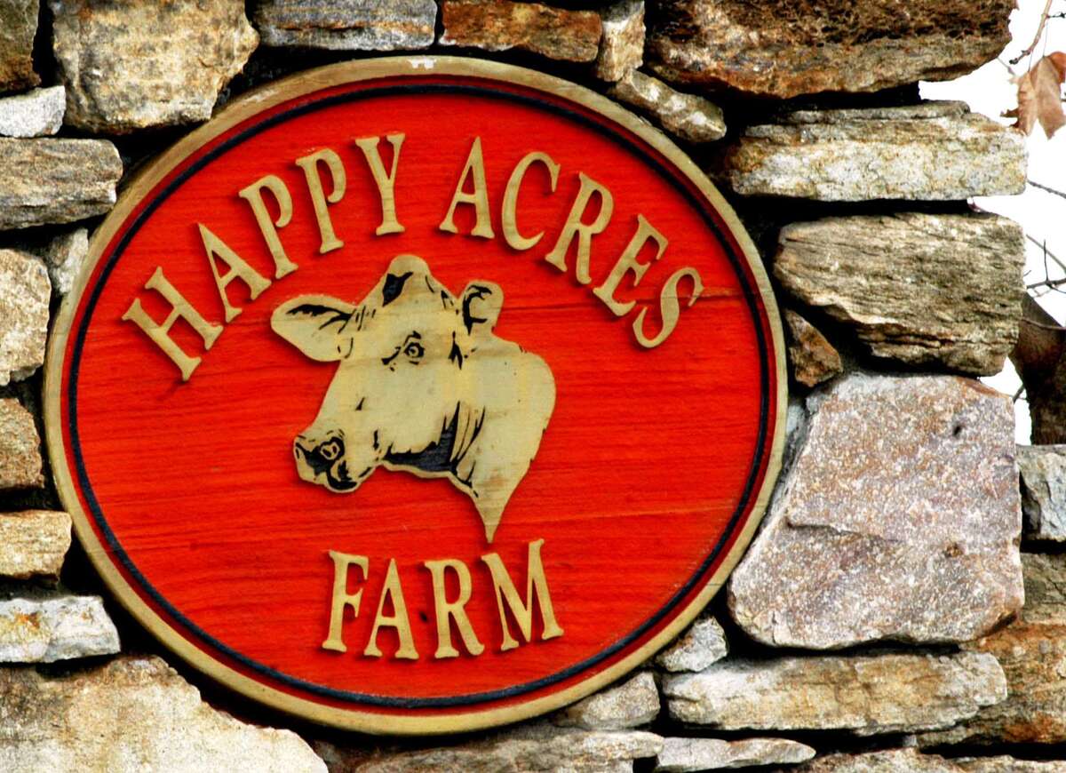Sherman farmers acquire Happy Acres Farm cattle