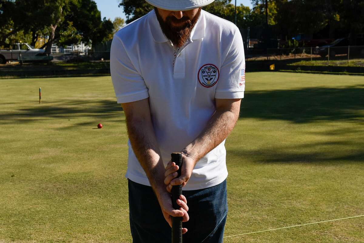World champ croquet player shows up in Oakland. Mobs do not materialize