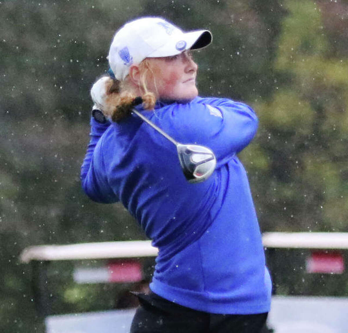 Marquette’s Gracie Piar fired a seven-over par 79 Saturday and finished 17th out of 71 golfers at the IHSA Class 1A Girls Golf Sectional Tournament at Red Tail Run Golf Course in Decatur.