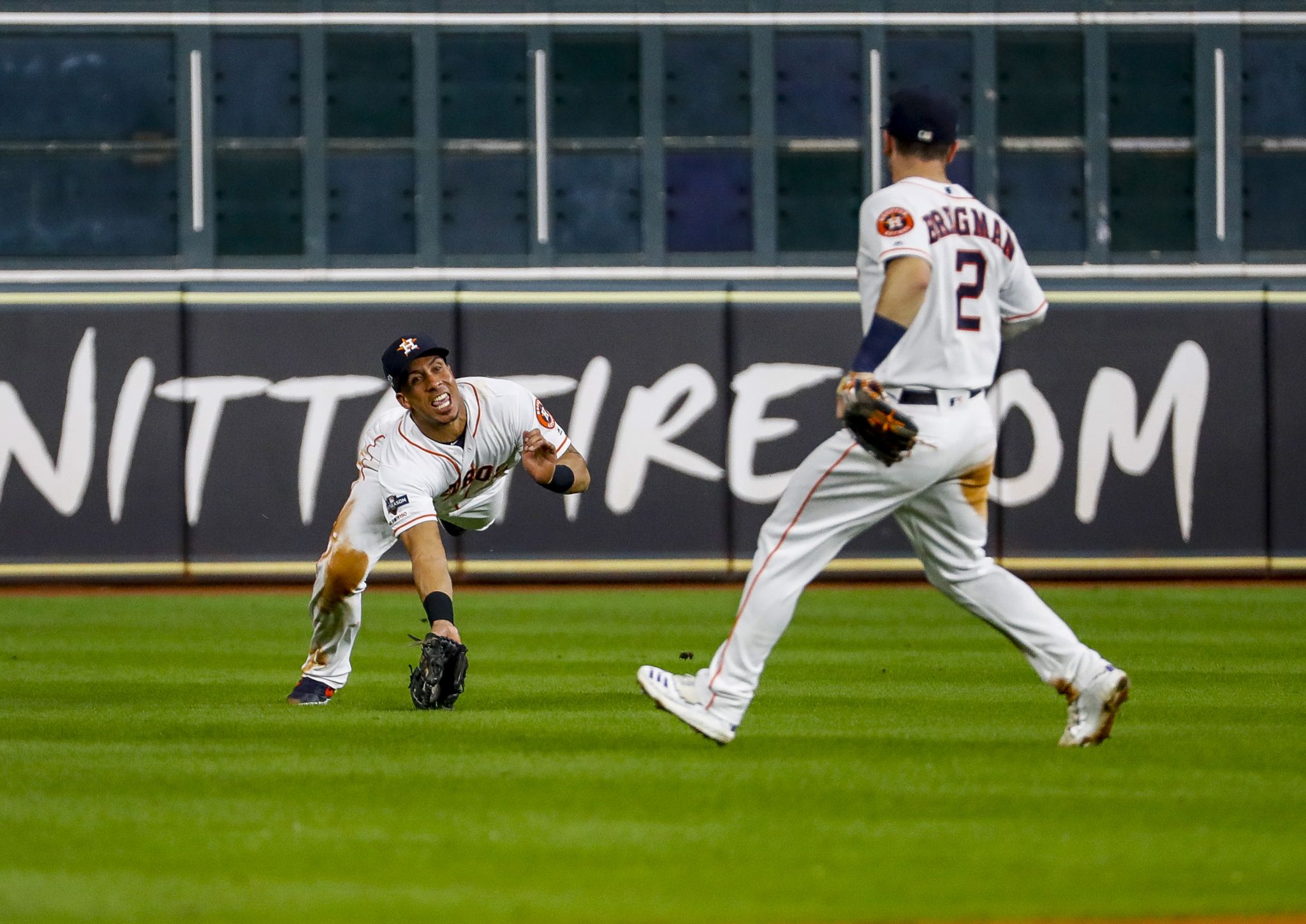 Carlos Correa's Walk-Off Home Run Helps the Astros Even Up the ALCS - WSJ