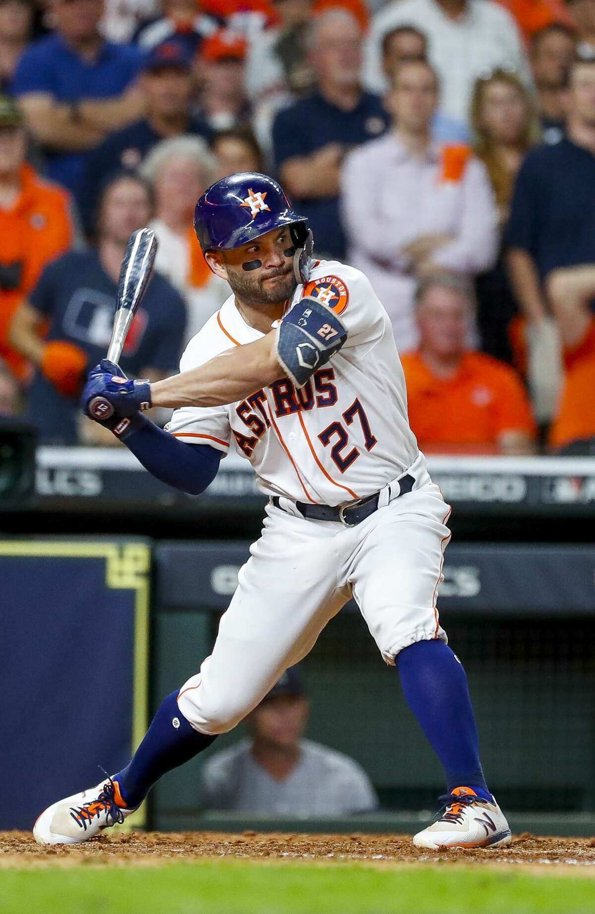 José Altuve's walkoff homer sends Astros to World Series