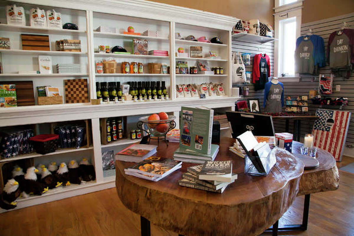 Showcasing Grafton as a real American river town, the new gift shop carries all things local, including small handmade gifts, candles, books, preserves and other cooking essentials, photography, and numerous Americana and river-themed items.