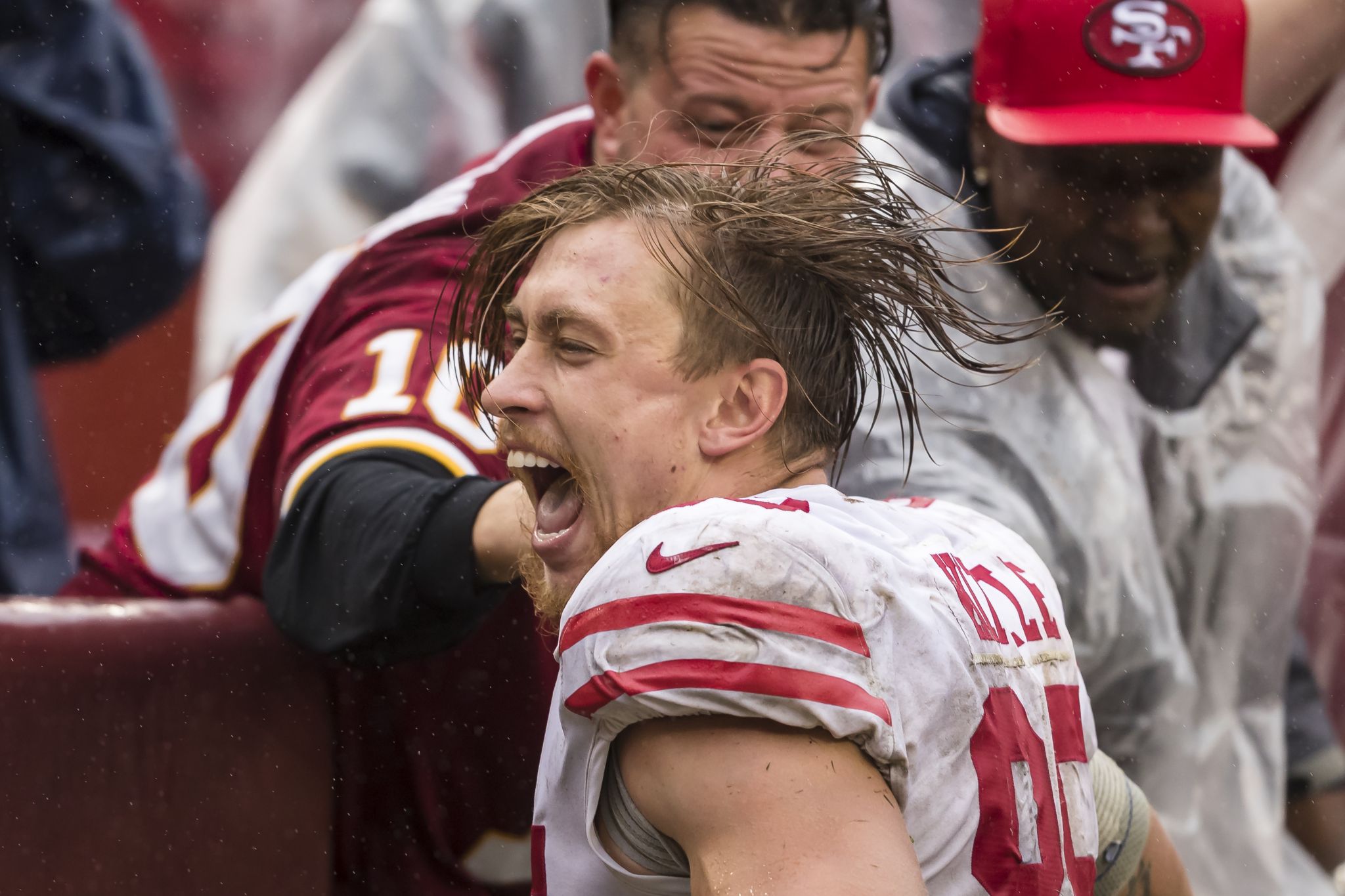 Hi, Mom! George Kittle celebrates 49ers' 6-0 start by crashing Jimmy G's  interview