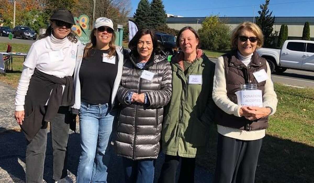 Trumbull Community Women (TCW) held another successful shredding event at the Trumbull Nature and Arts Center on Saturday, Oct. 19, from 9 a.m.-noon. Helping at the event are TCW members Liz Thomas, Julie Howes, Terri Malo, Duly Chiapetta and Sheila Hayes.