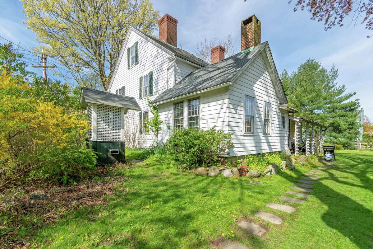 On the Market Antique Colonial in Fairfield with a fascinating history