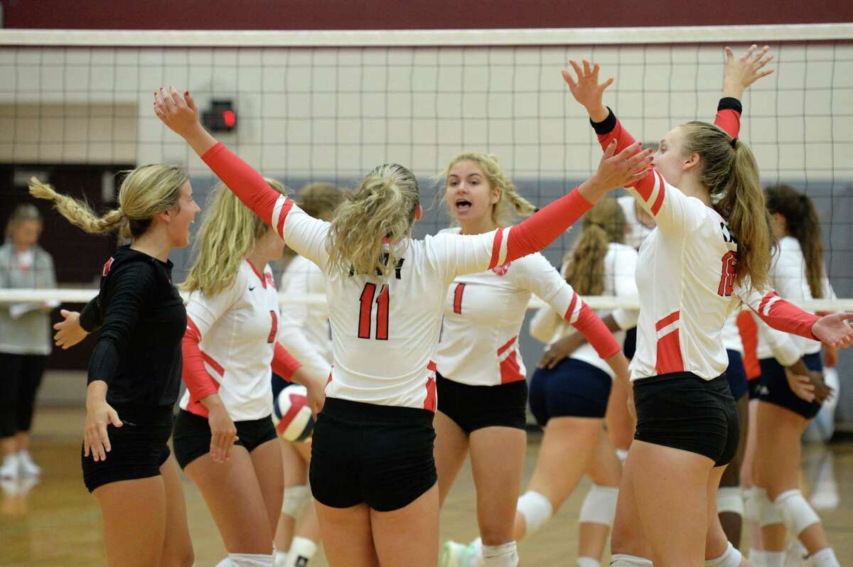 Katy volleyball holds second place in 196A, clinches playoff spot