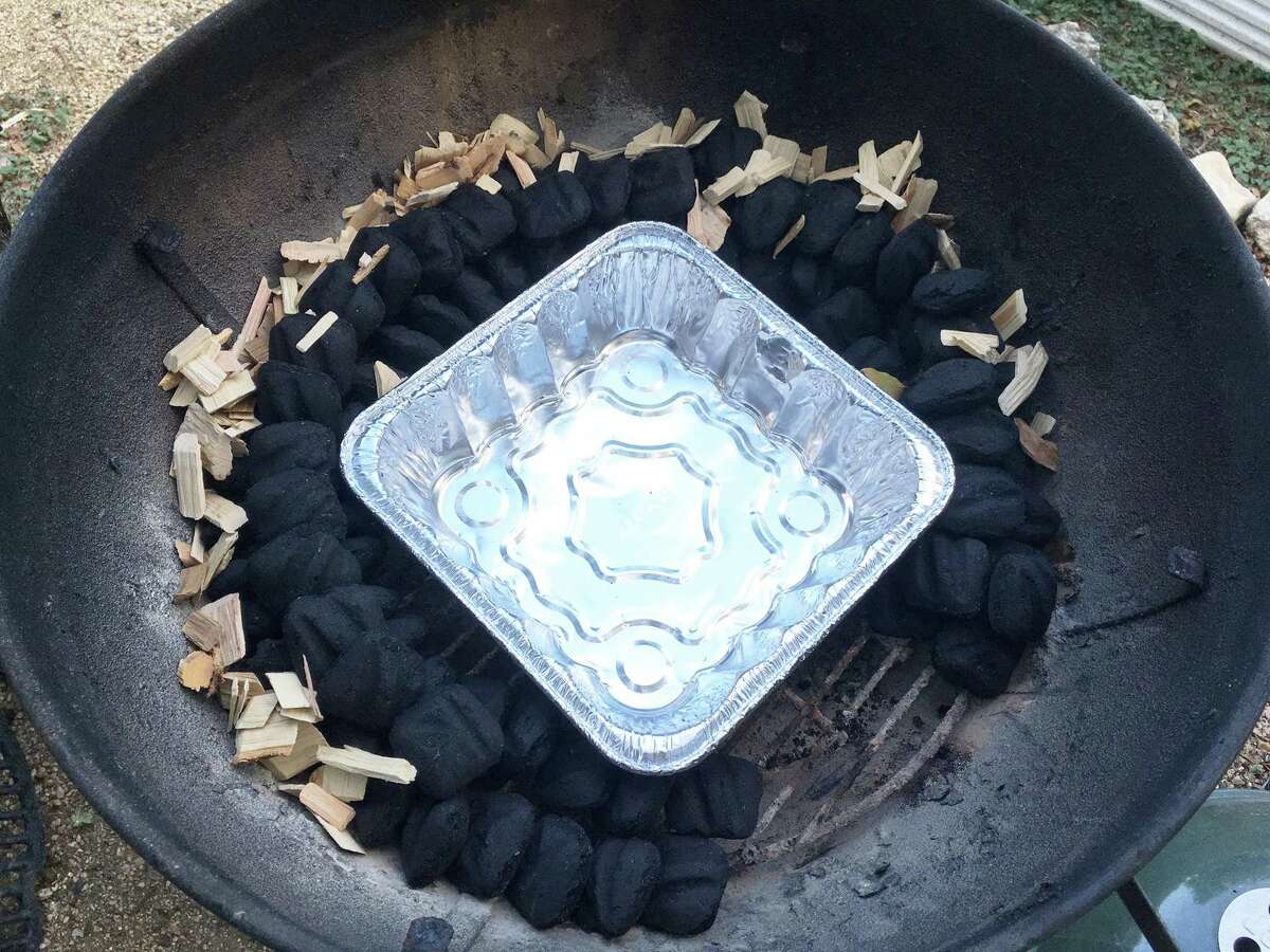 Testing the snake method, turning grills into lowandslow cookers