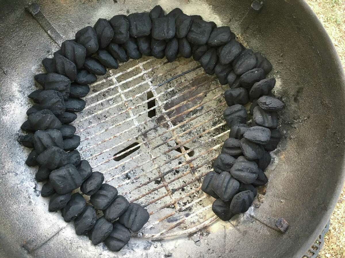 Testing the snake method, turning grills into low-and-slow cookers