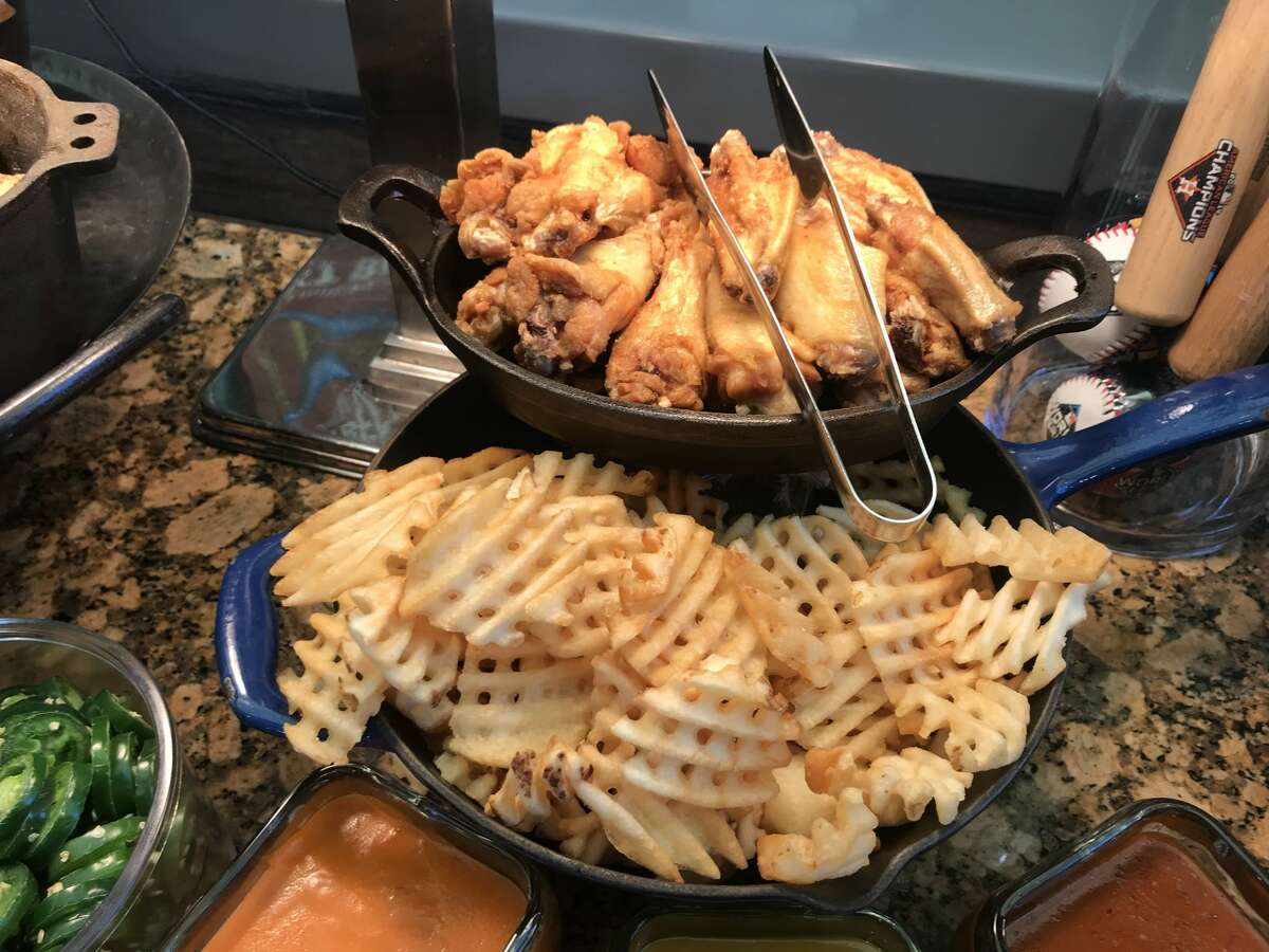 New concessions including Walkoff Nachos added to Astros' World Series menu