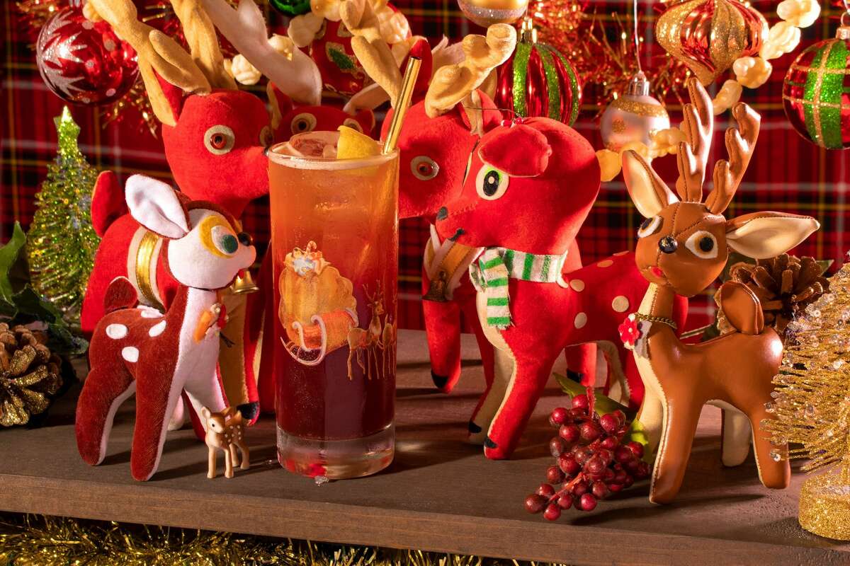 >>> Christmas cocktails expected to be served at the Miracle Holiday Pop-Up Bar ... Run Rudolph Run: Prosecco, gin, mulled wine puree, lemon and cane syrup.