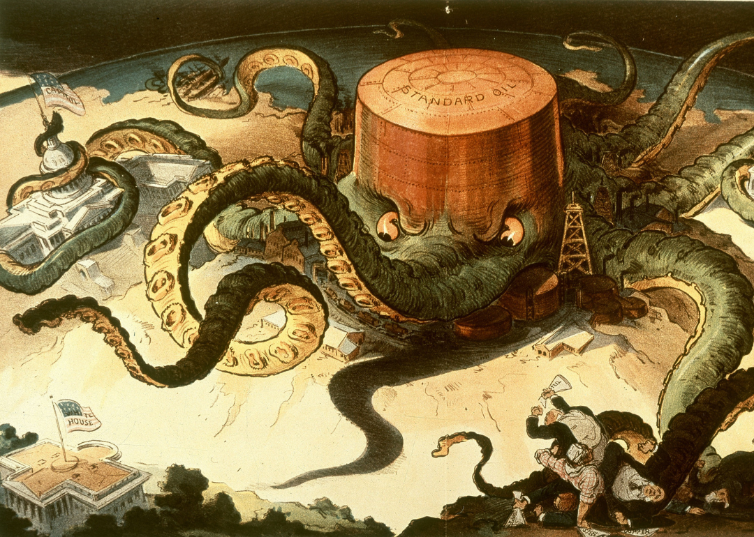 should the government break up standard oil’s monopoly?