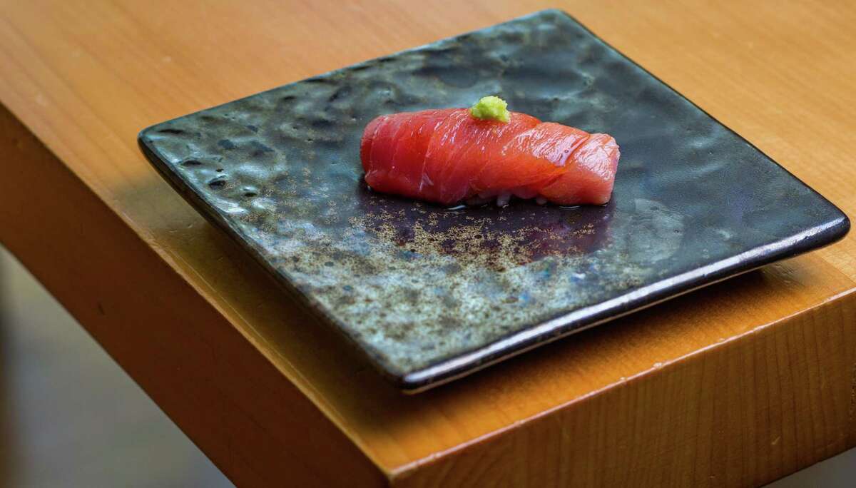 Medium fatty tuna at MF Sushi