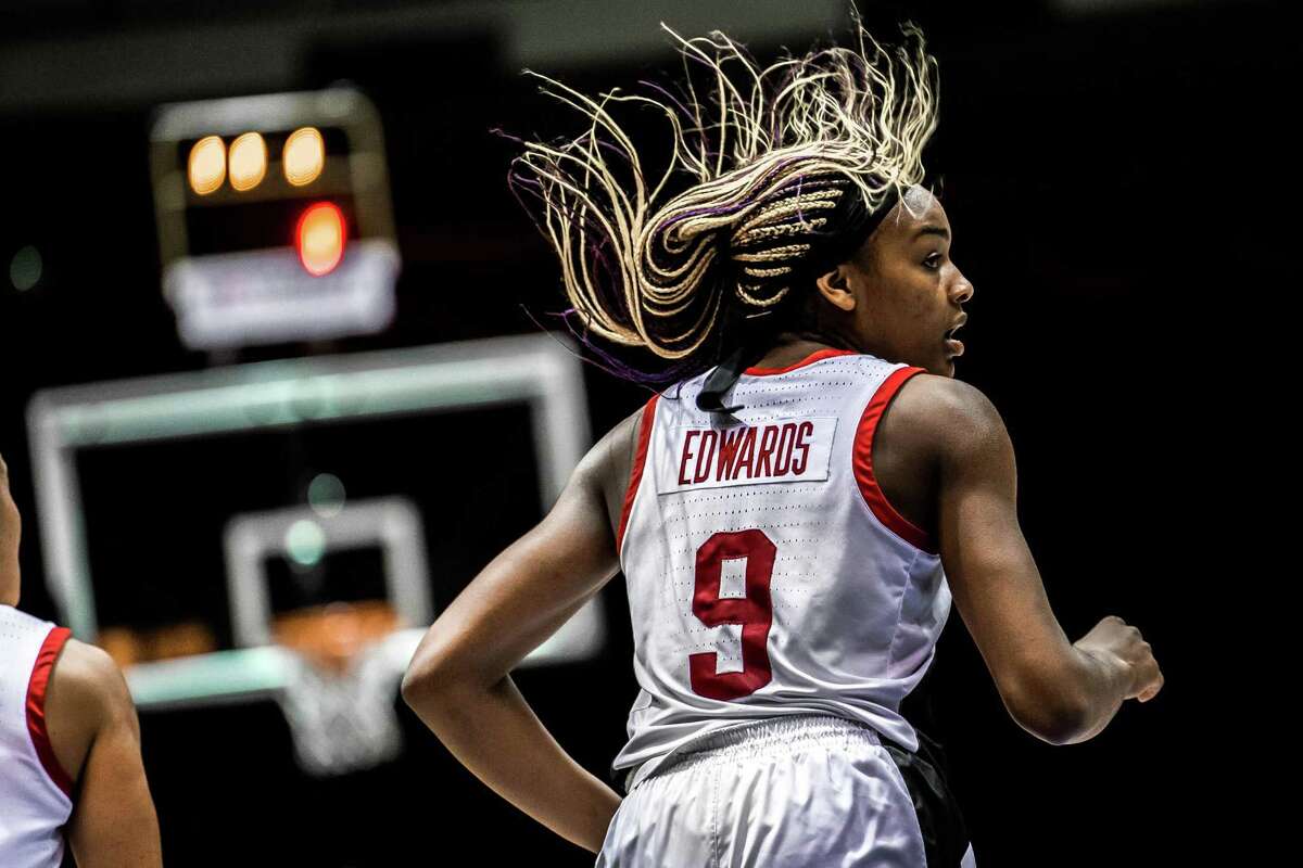 Canadian Prospect Aaliyah Edwards Commits To Uconn