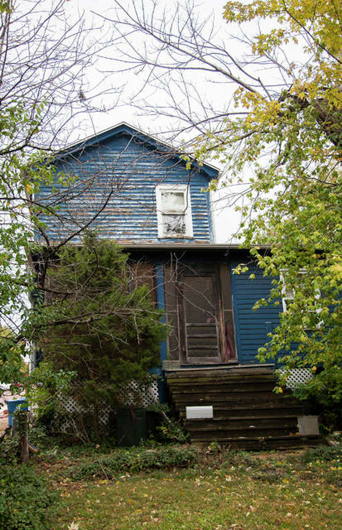 Side view of 507 William St. in Alton’s historic Christian Hill neighborhood. Council members approved a resolution for the commencement of demolition proceedings concerning the property Wednesday.