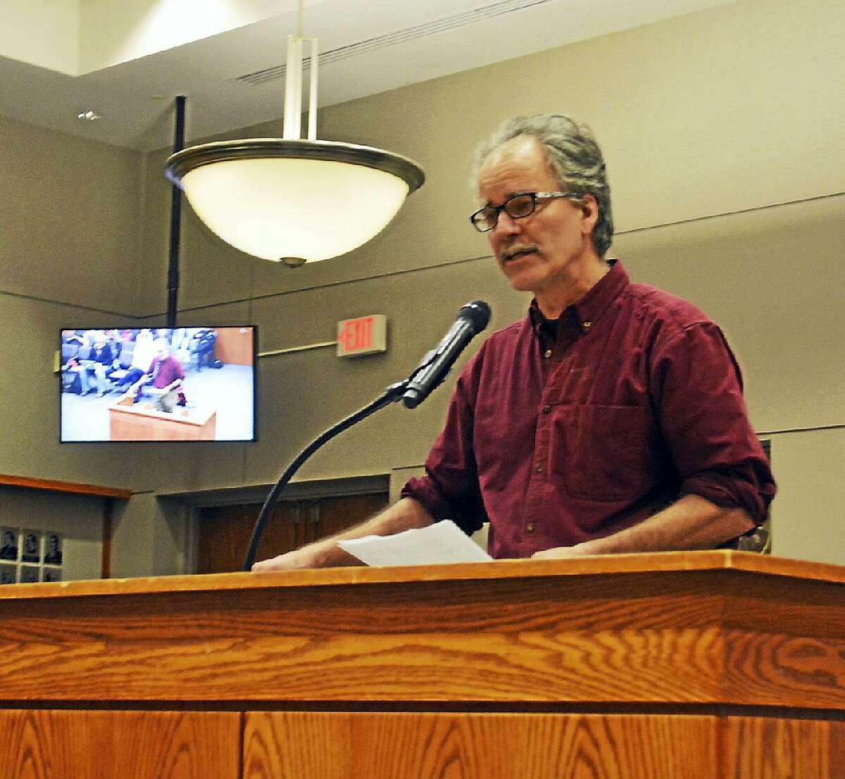 Middletown Planning and Zoning Commission Chairman Stephen Devoto speaks at a Common Council meeting.