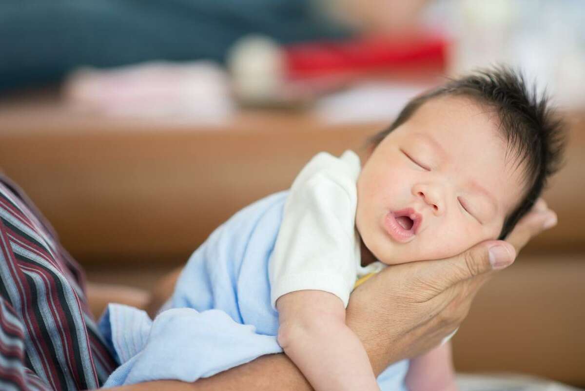 Младенец Азиат новорожденный